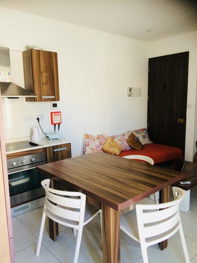 Saint Julian's Paceville Montecarlo Apartments מראה חיצוני תמונה